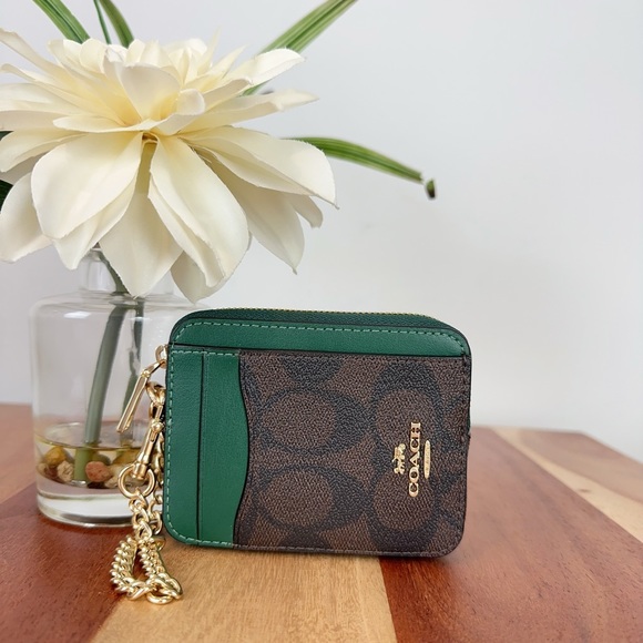 NWT Coach Zip Card Case In Signature Canvas - Picture 2 of 6